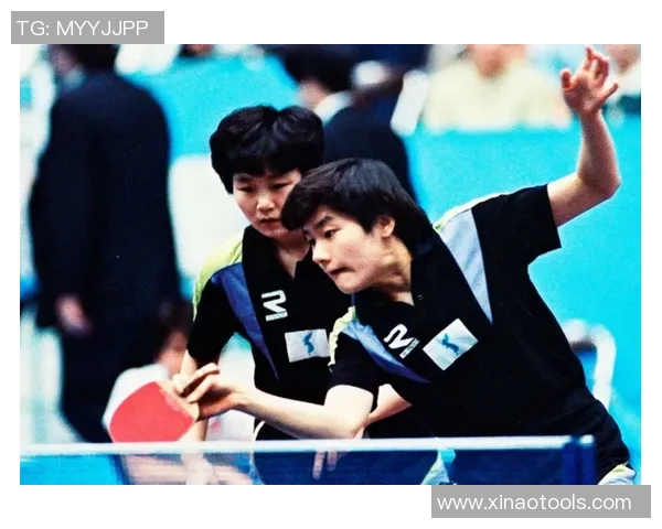 足球场上的16号传奇：从崭露头角到世界巅峰的辉煌之路