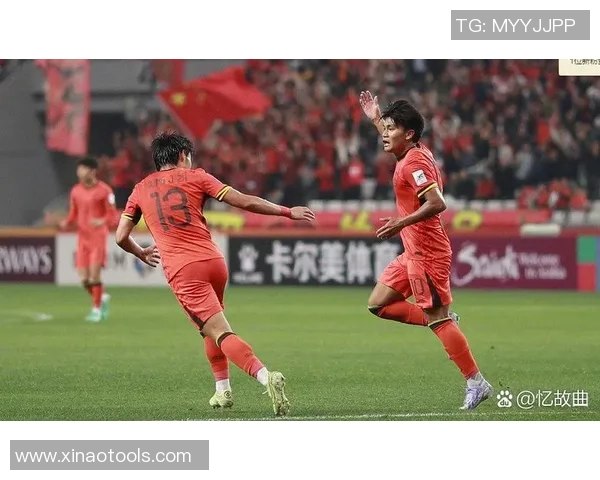 中国足球巨星成长历程与辉煌成就展现民族体育精神力量